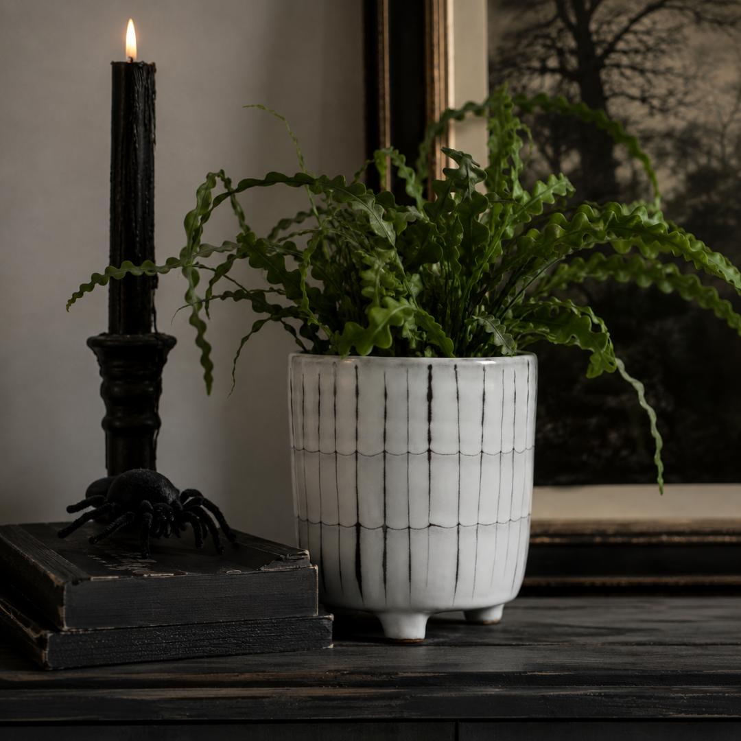 Linea Planter