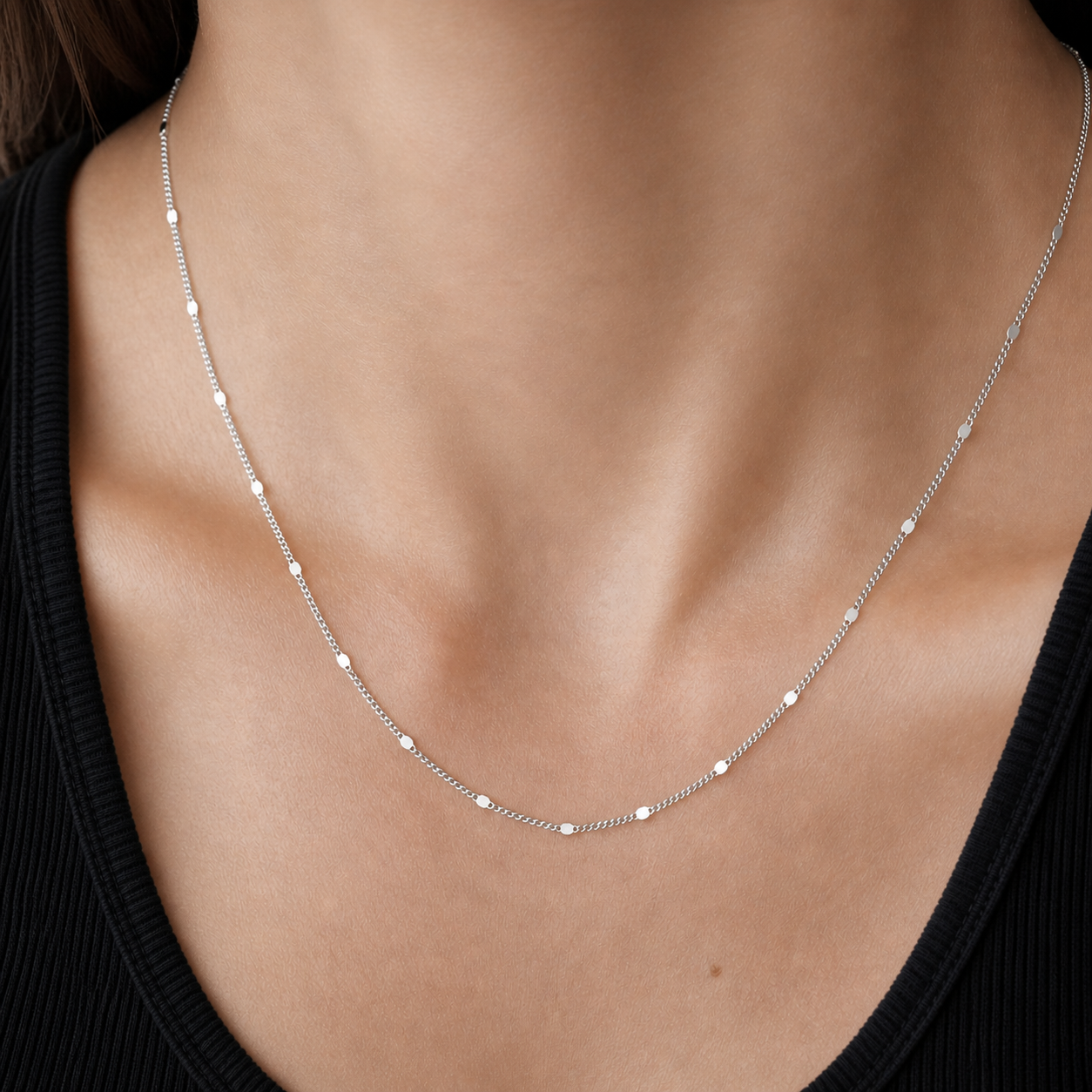 Max Necklace