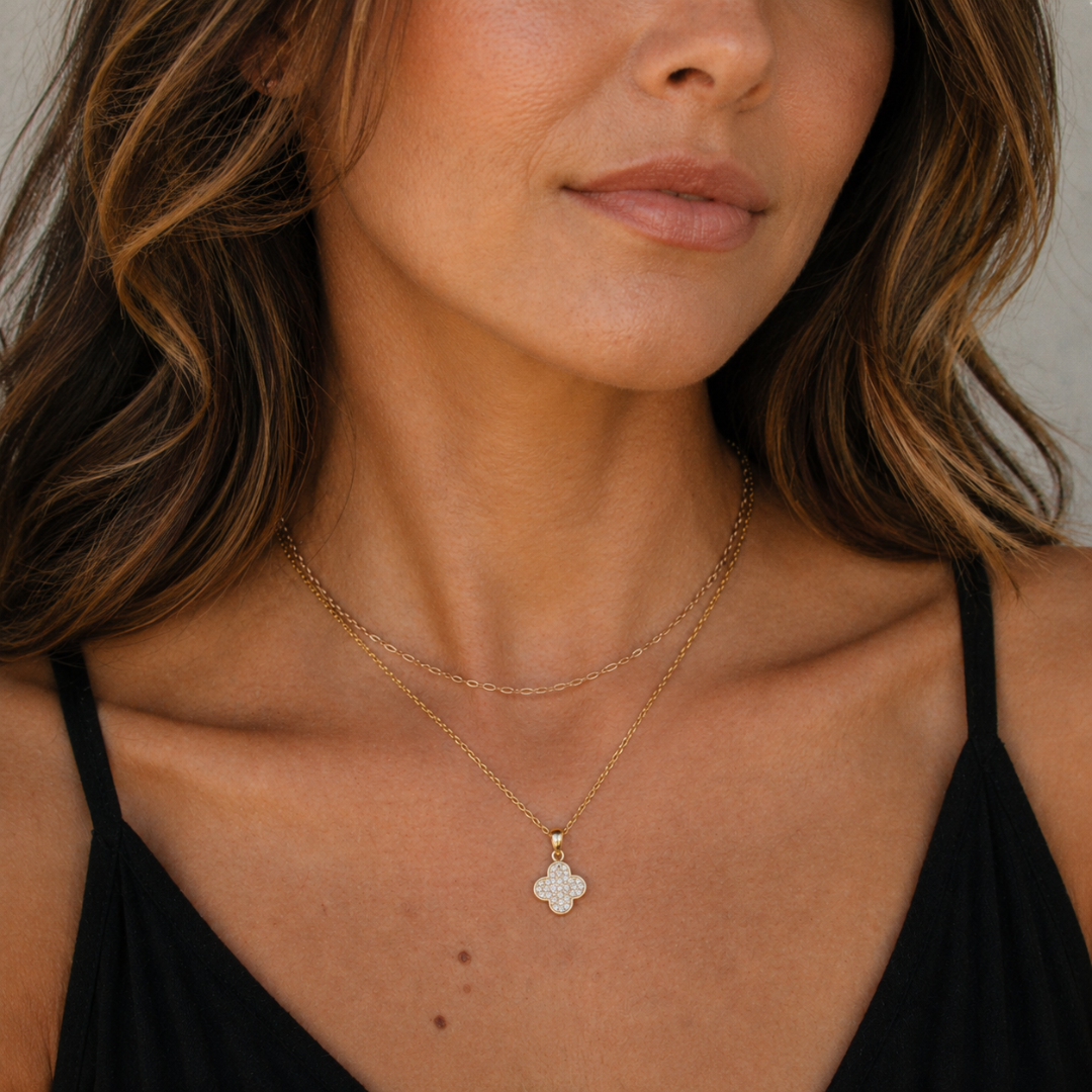 Cora Pendant