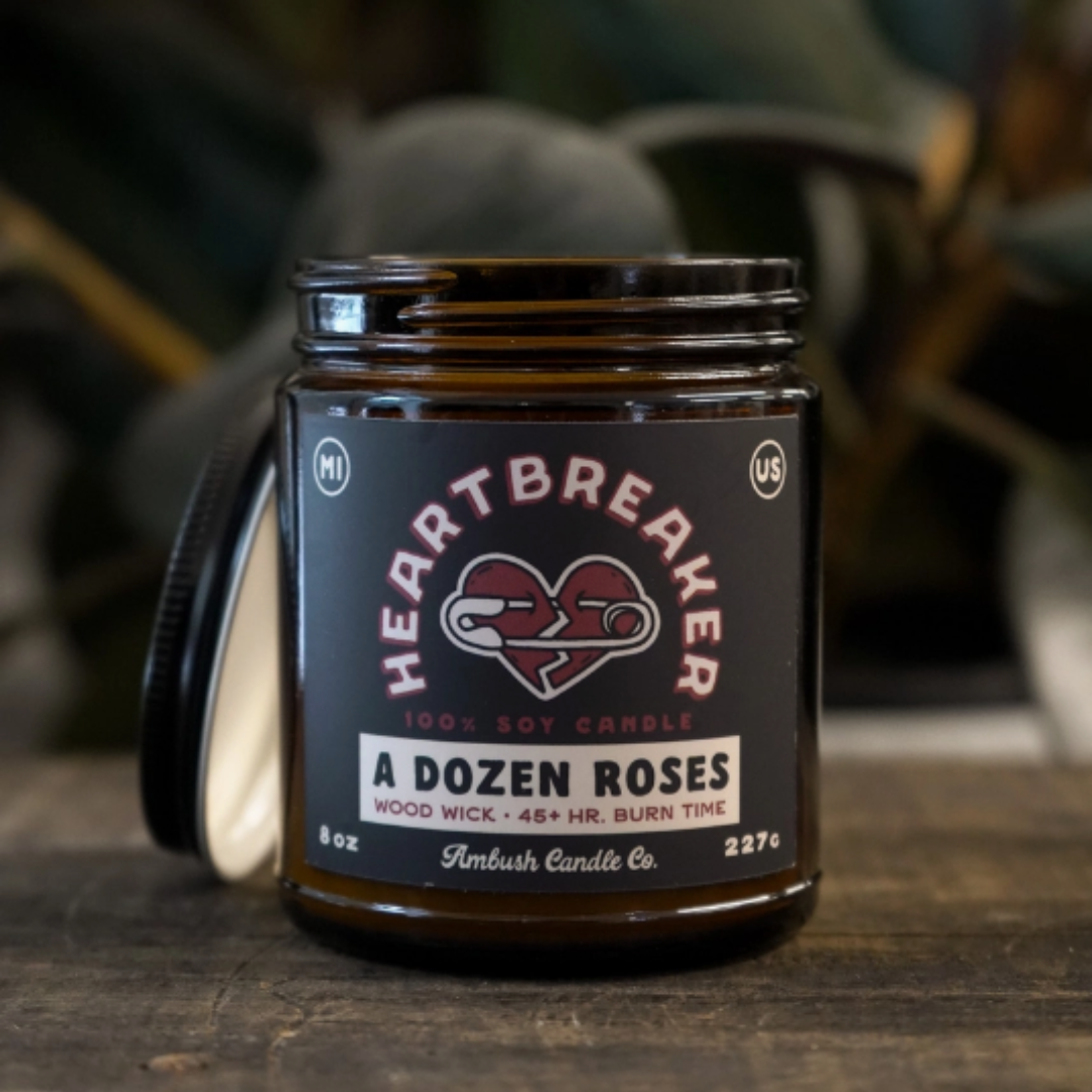 AMBUSH CANDLE CO. Jump In The Lake Soy Candle - Thumbnail 4
