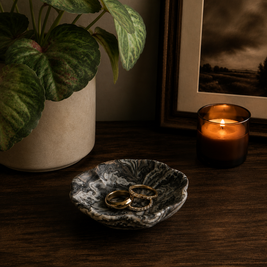 Onyx/Calcite Zebra Scalloped Dish